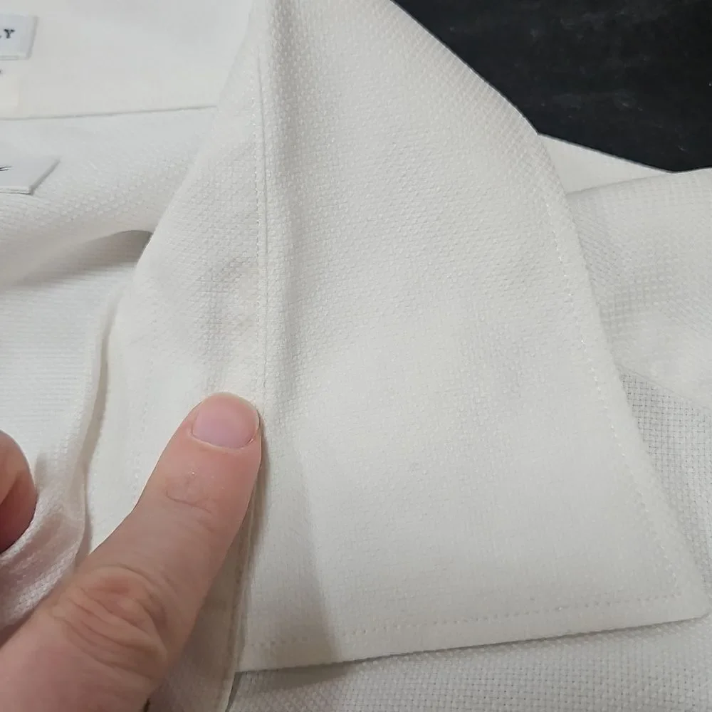 Banana Republic Men's Woven Crisp White French Cuff Dress Shirt Size L 16 - 16.5